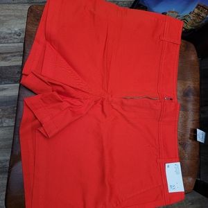 Mid-length twill shorts